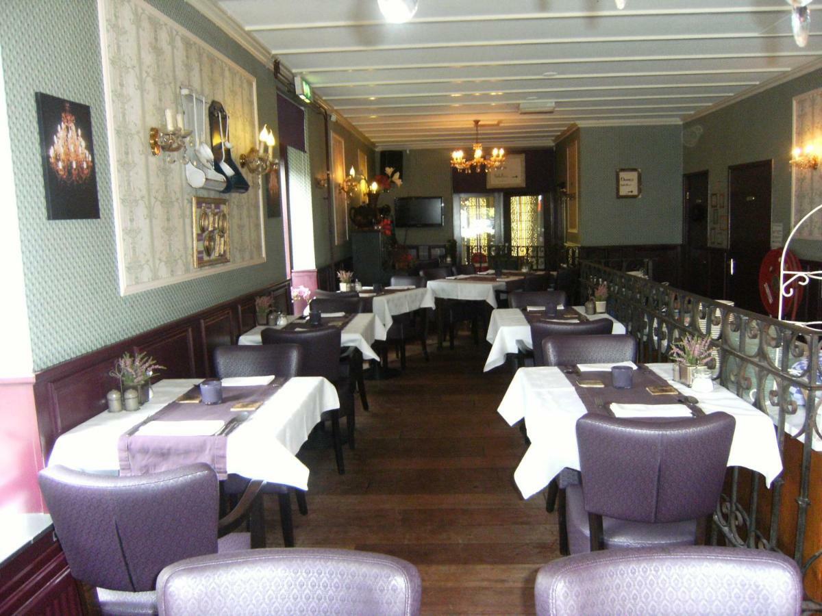Hotel Grand Cafe Heere Van Heel Exterior photo